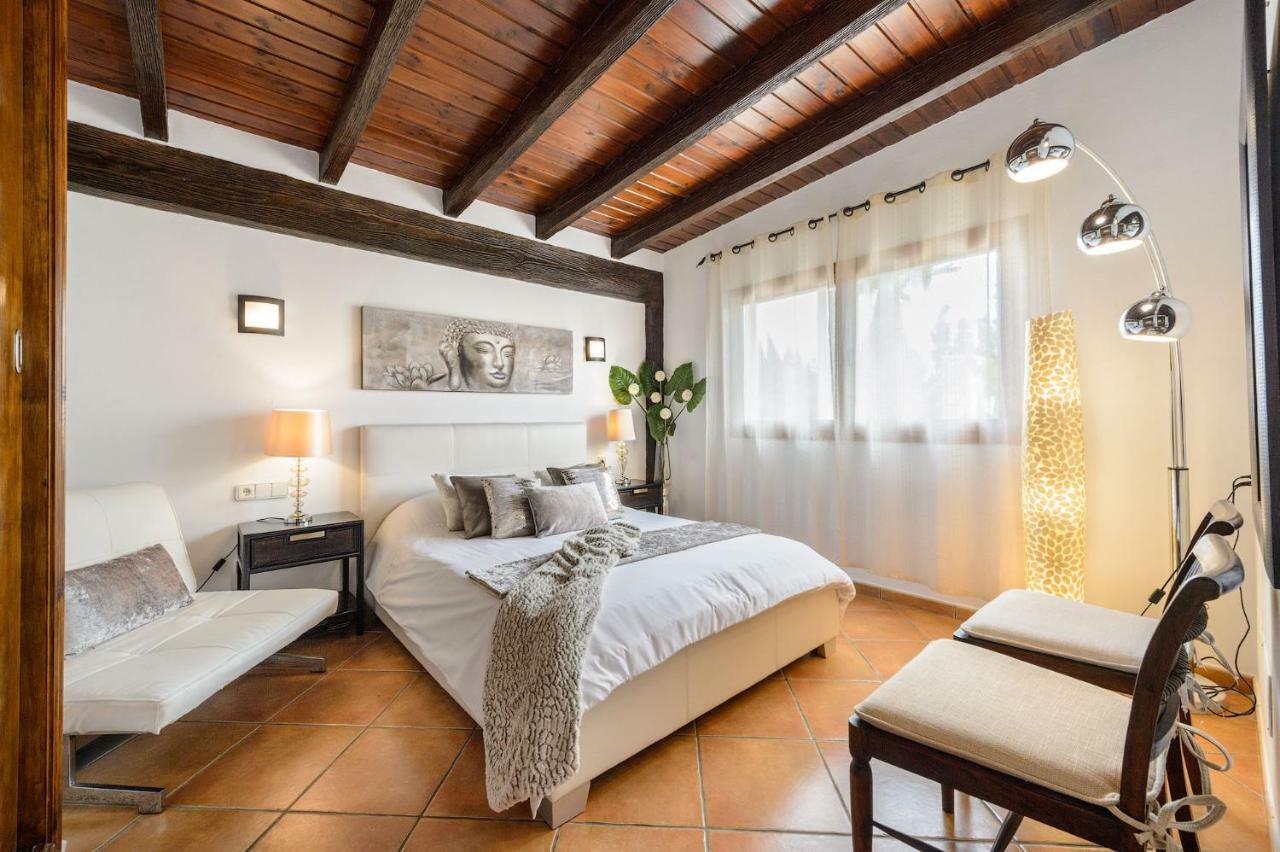 Serena Villa Sant Francesc de s'Estany Exterior foto